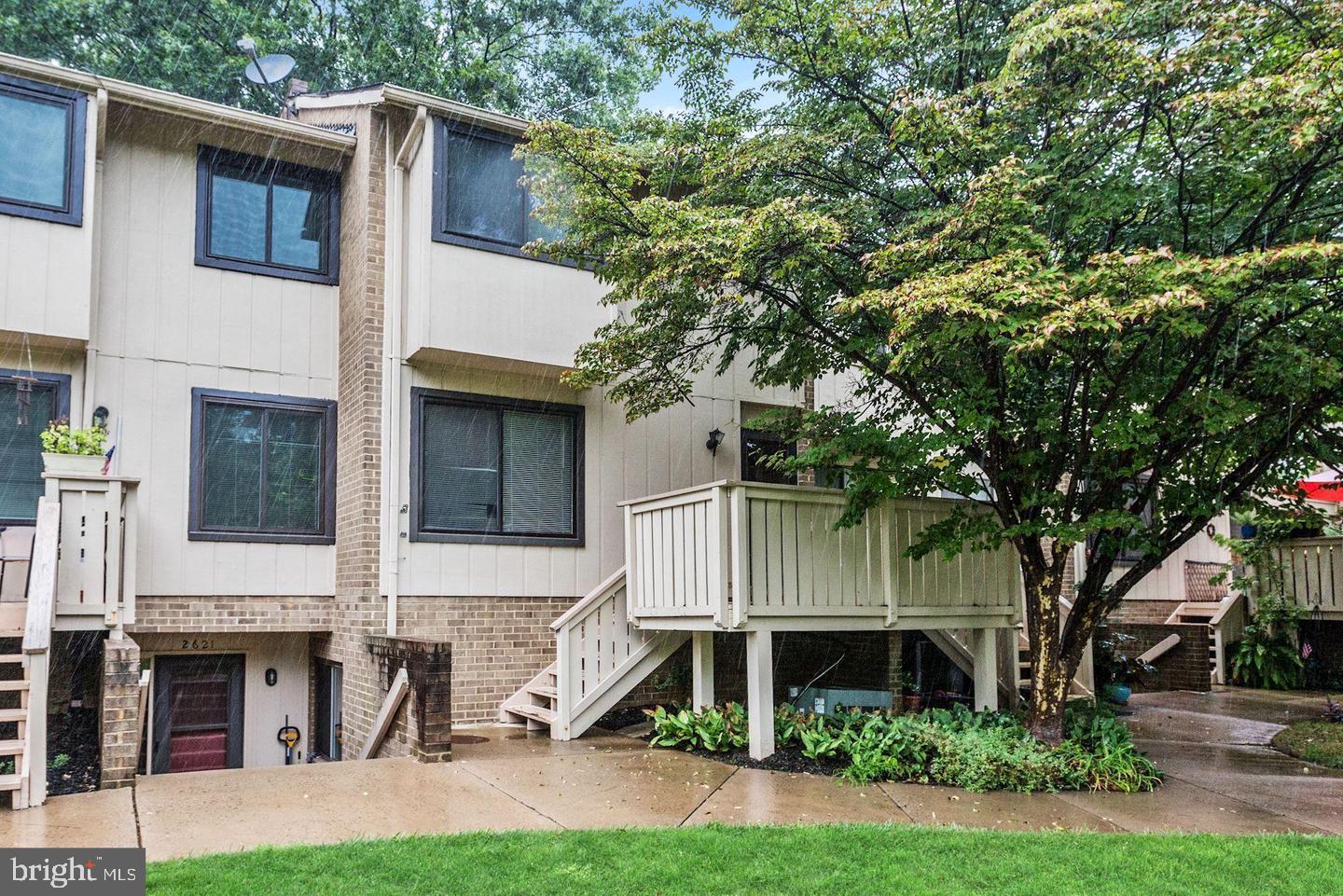 MOSBYS LANDING - Residential