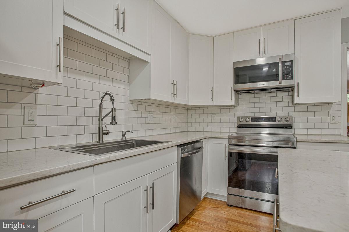 WOODS LANDING - Residential
