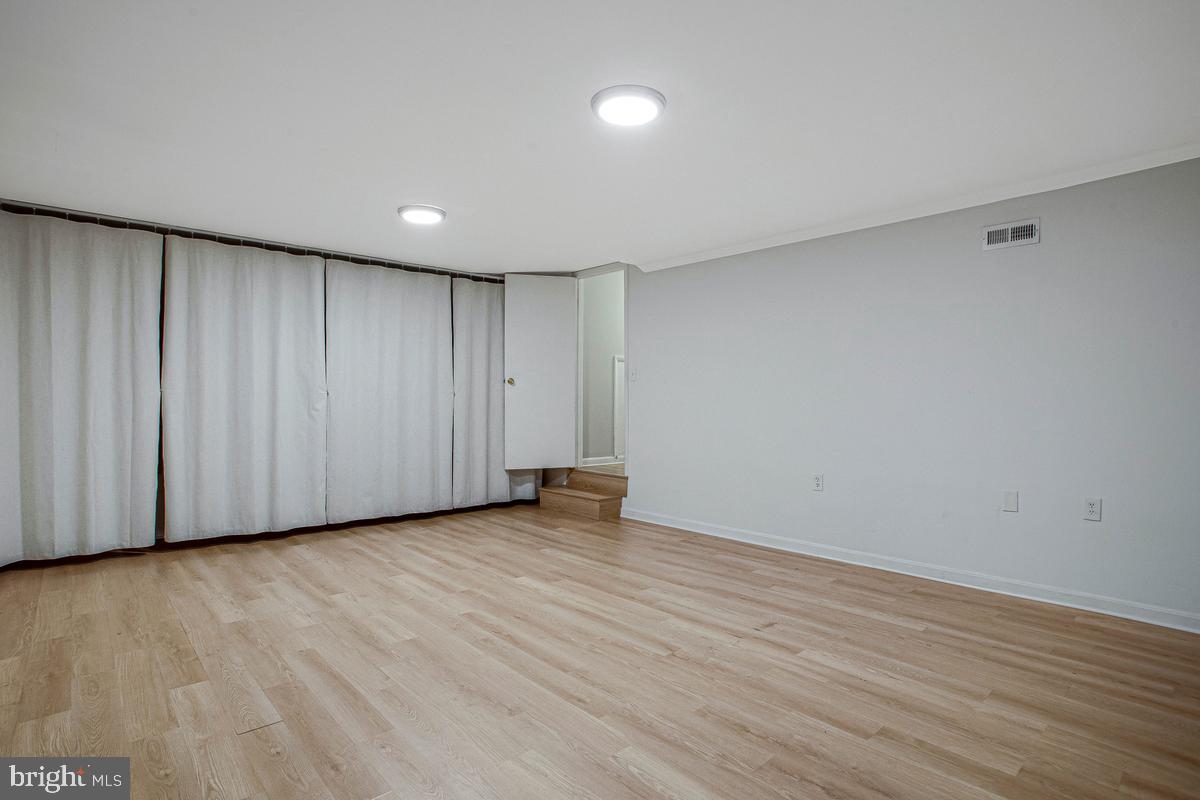 WOODS LANDING - Residential