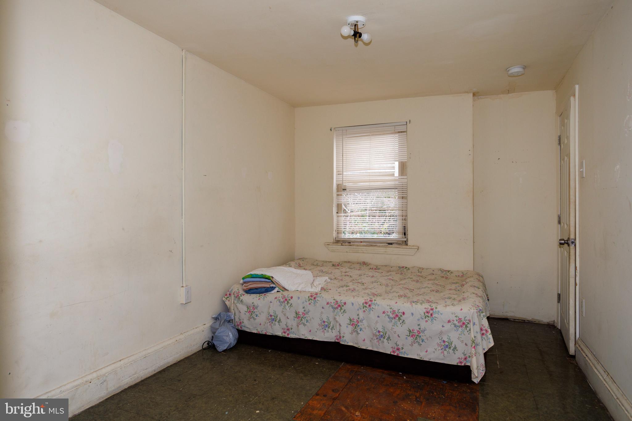WEST KENSINGTON - Residential