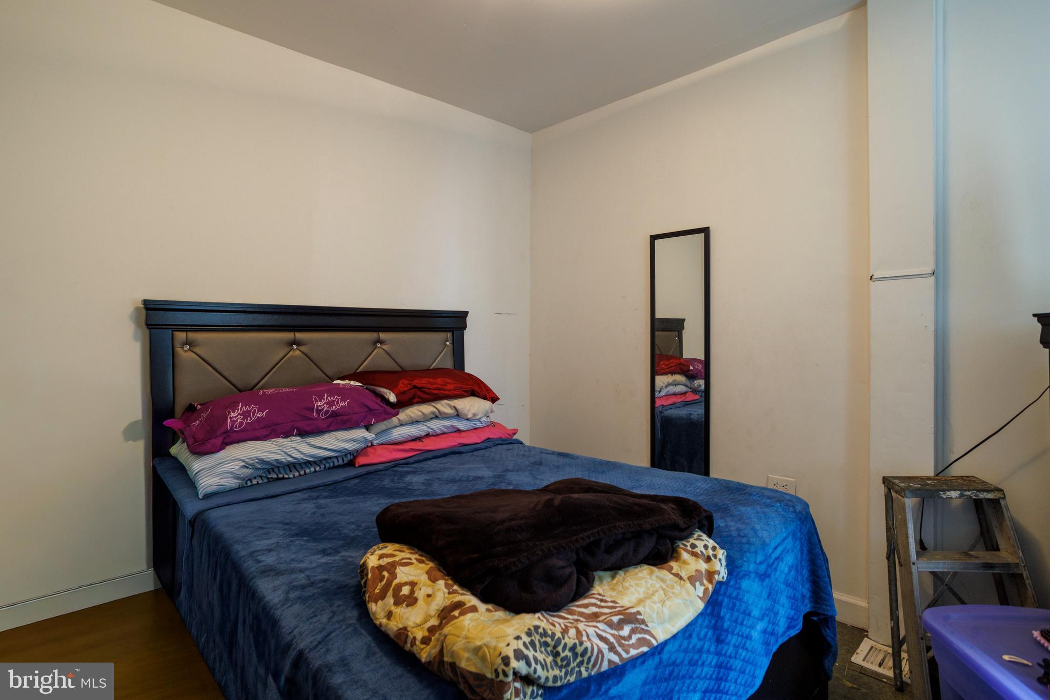 WEST KENSINGTON - Residential