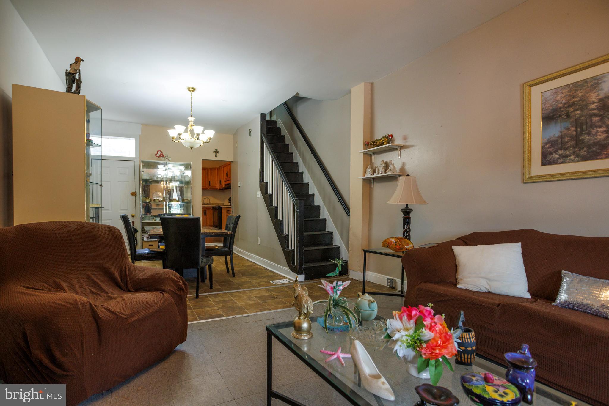 WEST KENSINGTON - Residential