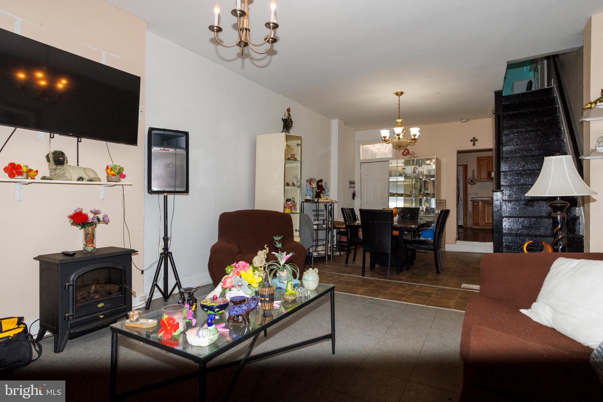 WEST KENSINGTON - Residential