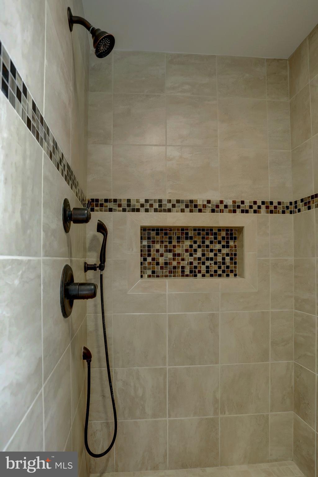 EAGLE VIEW ESTATES - Residential
