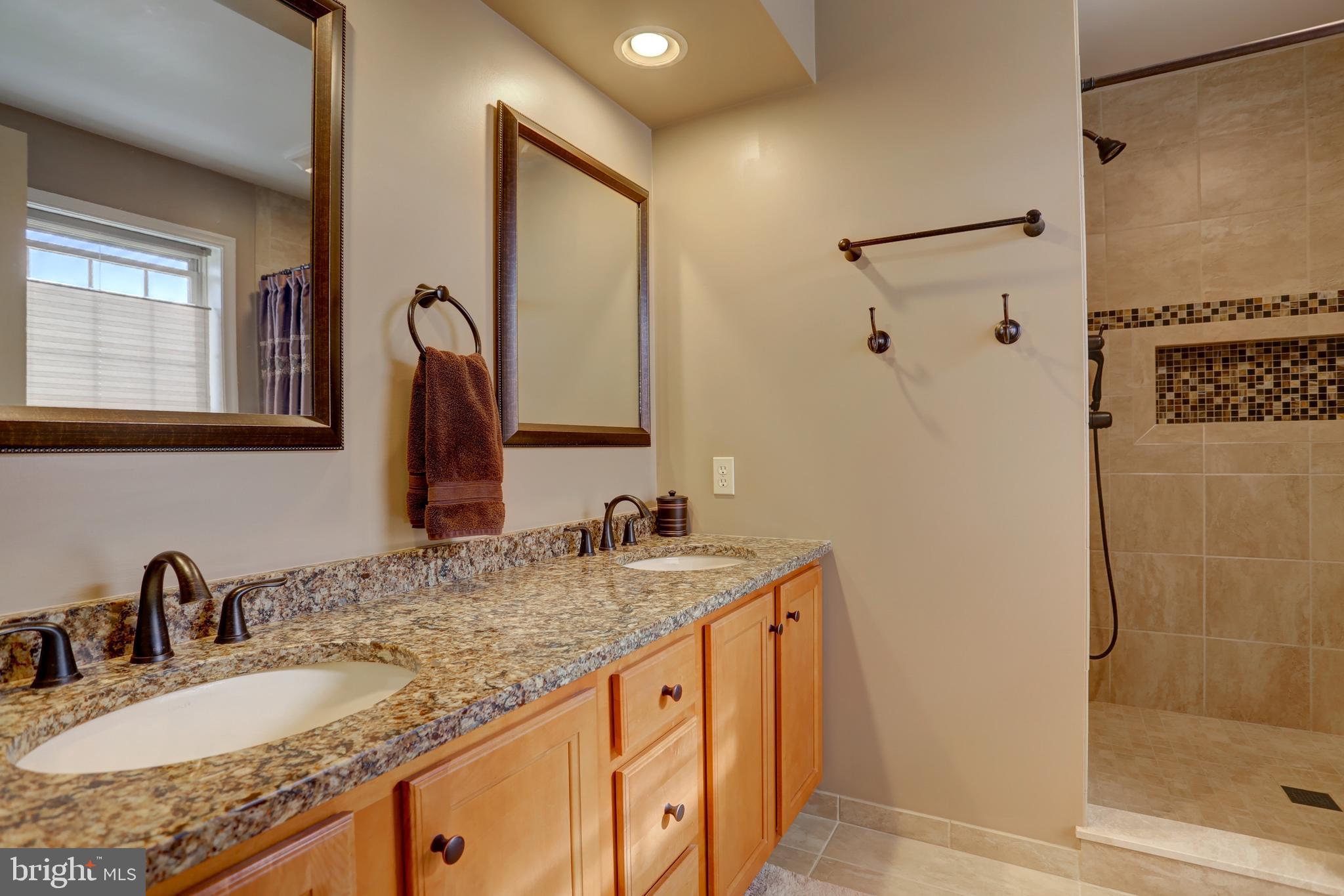 EAGLE VIEW ESTATES - Residential