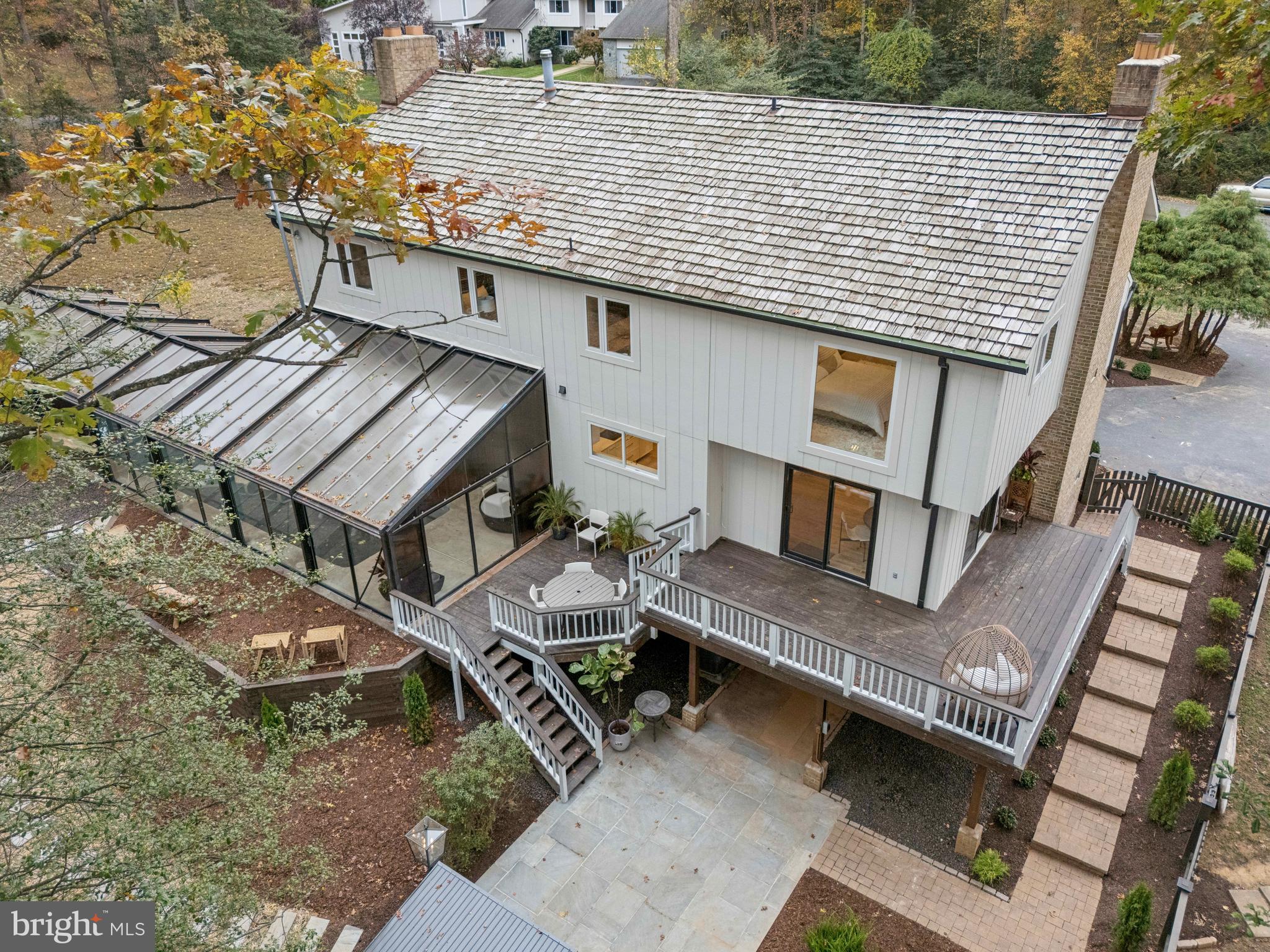 OAKTON WOODS - Residential