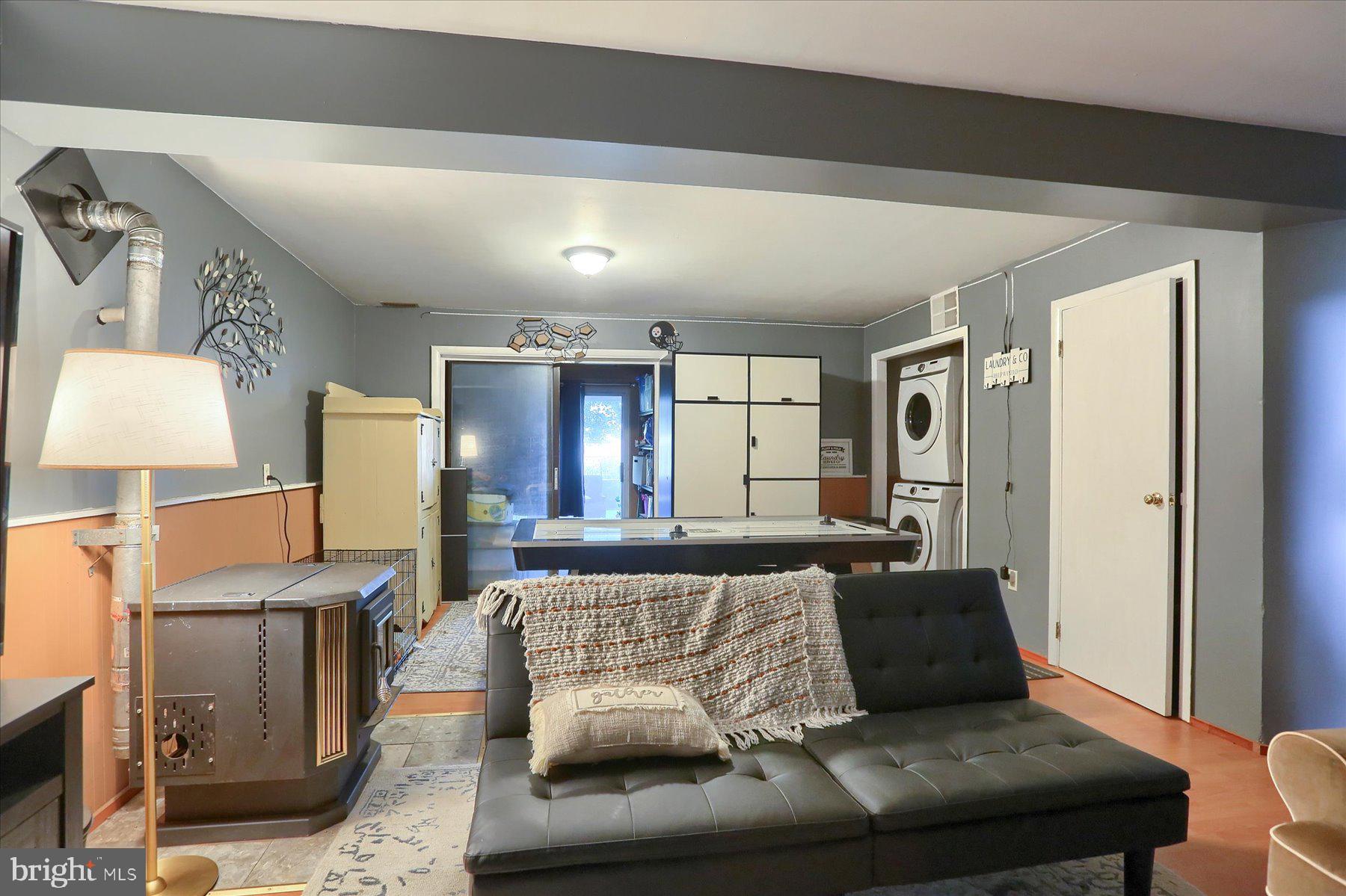 LANDISVILLE - Residential