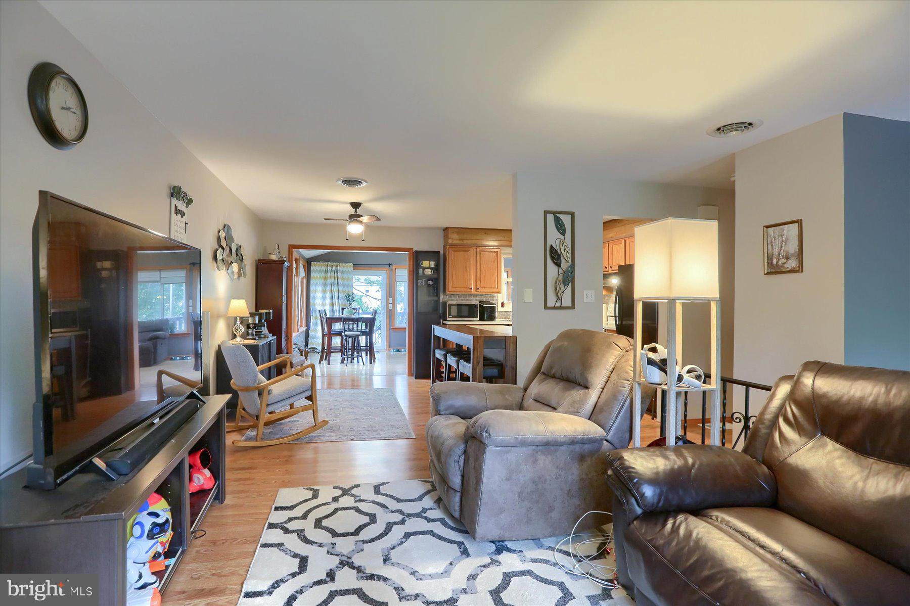 LANDISVILLE - Residential