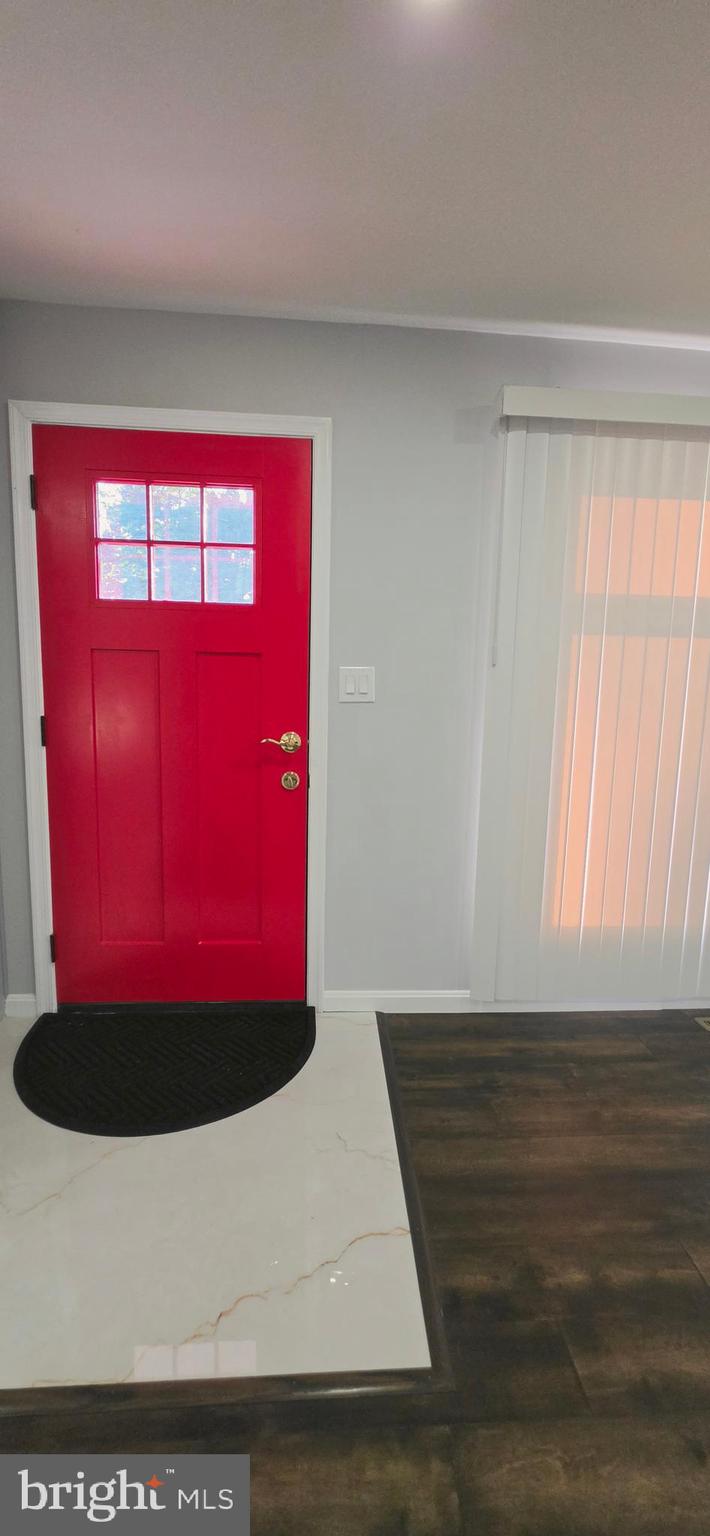 CAPITAL HILL HOMES - Residential