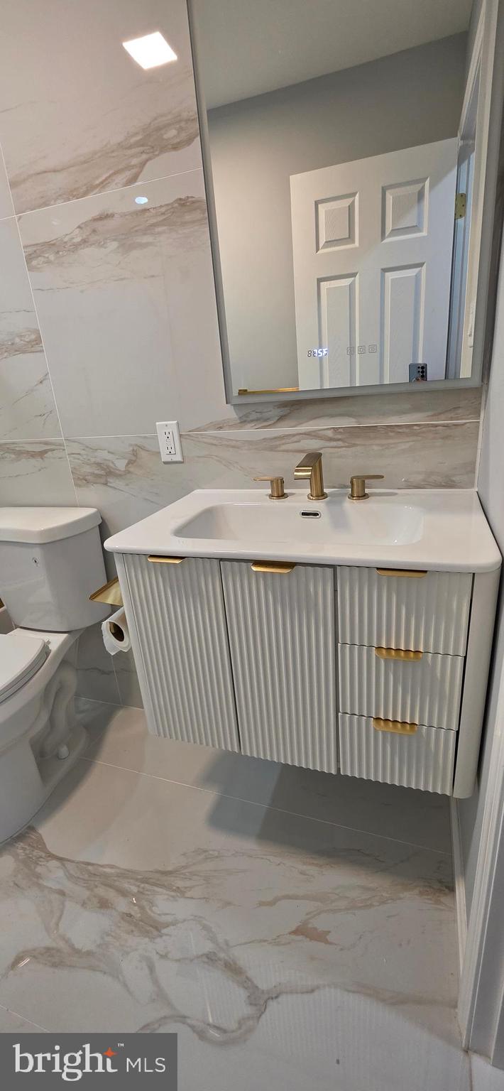 CAPITAL HILL HOMES - Residential