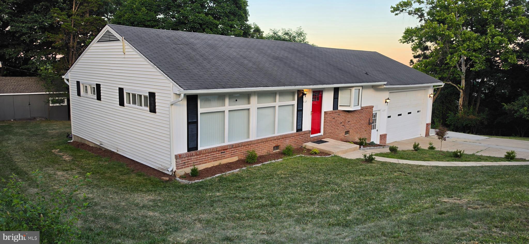 CAPITAL HILL HOMES - Residential