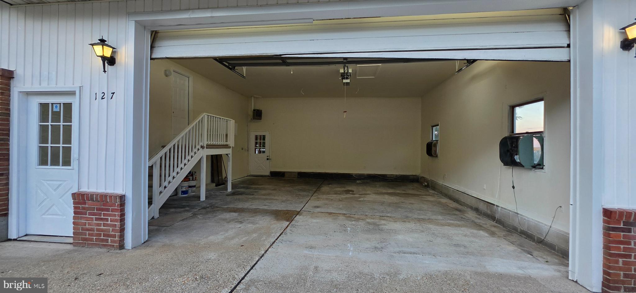 CAPITAL HILL HOMES - Residential