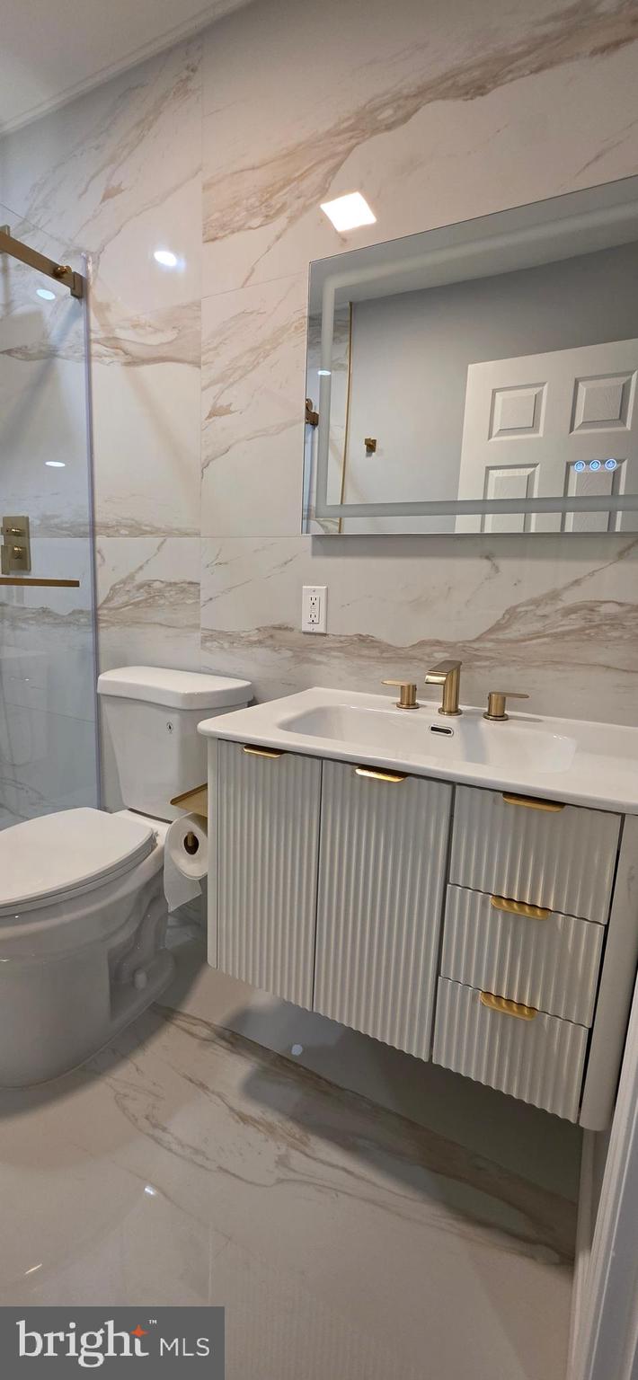CAPITAL HILL HOMES - Residential