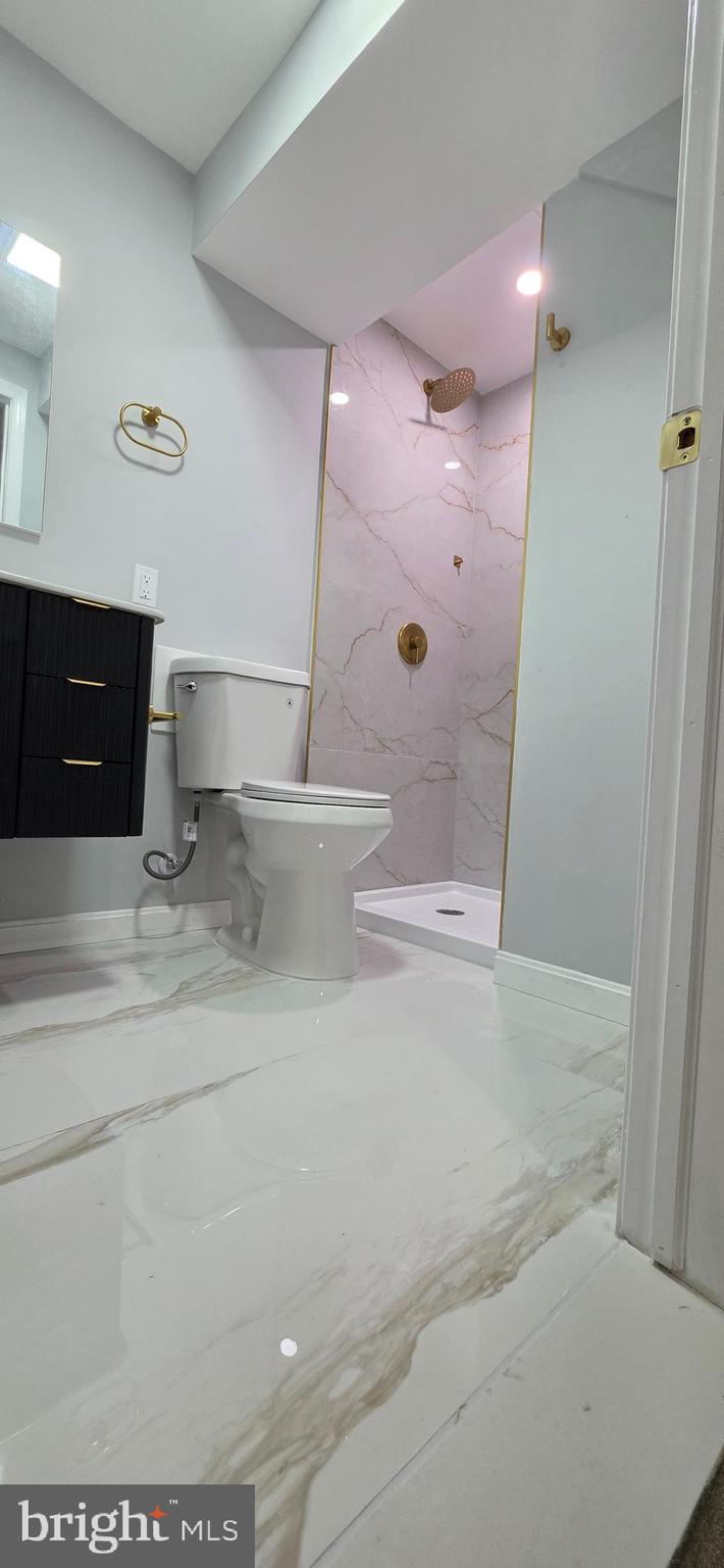 CAPITAL HILL HOMES - Residential