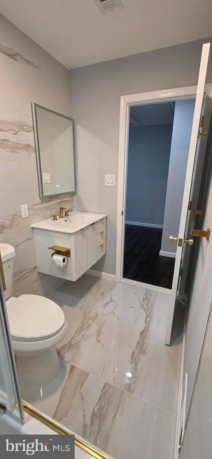 CAPITAL HILL HOMES - Residential