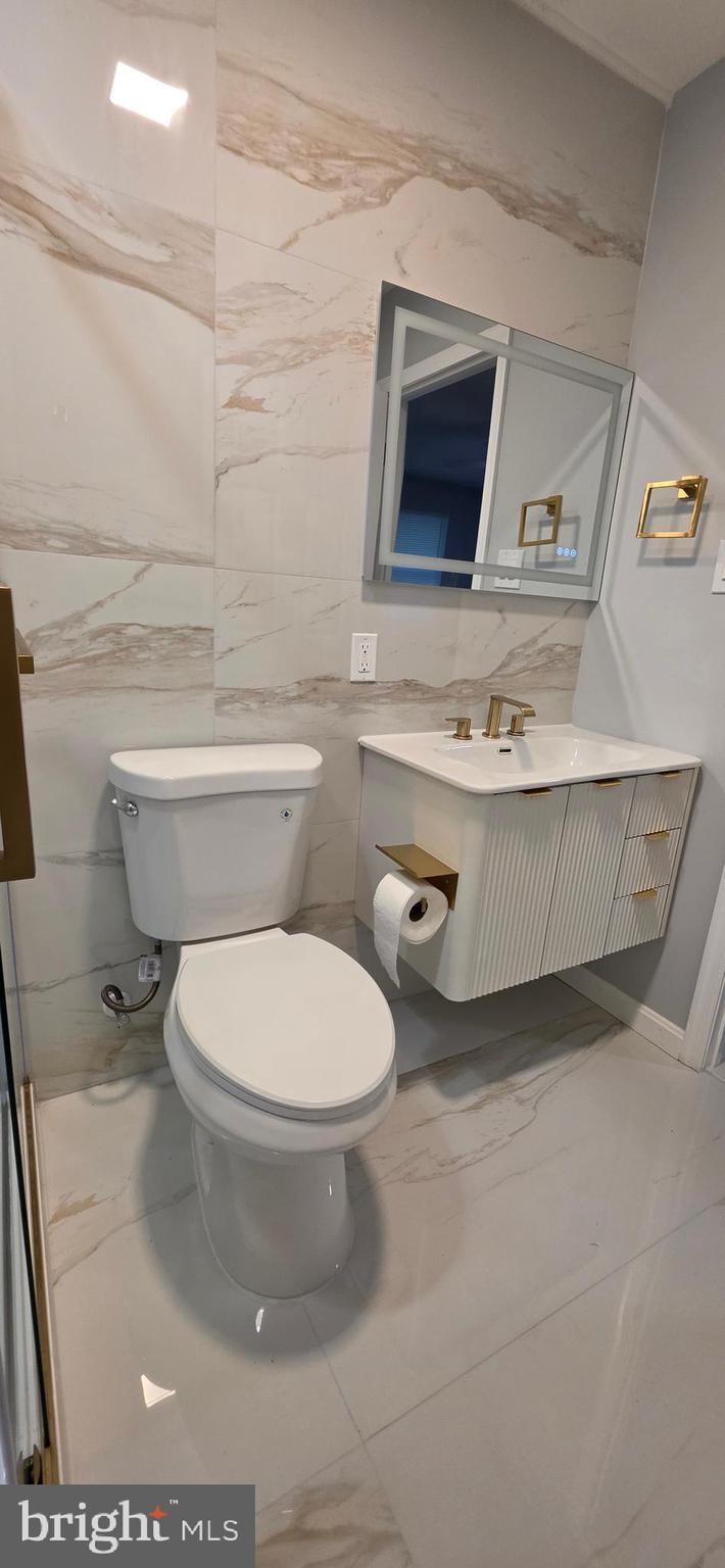 CAPITAL HILL HOMES - Residential