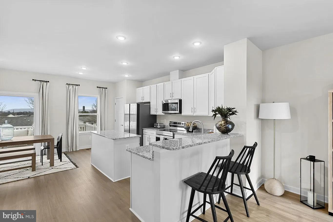 SOUTH BROOK - Residential