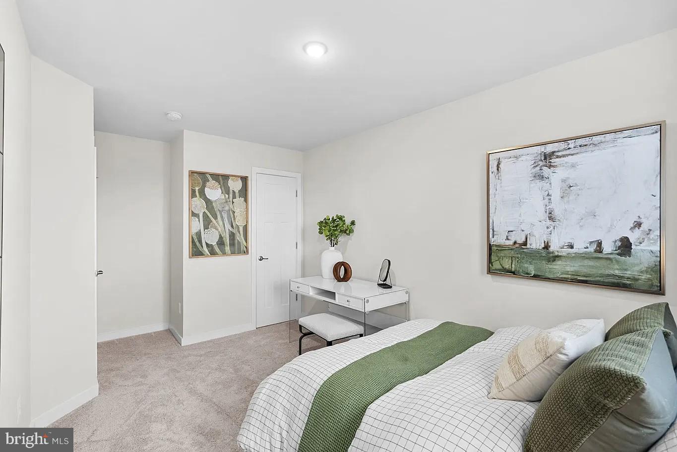 SOUTH BROOK - Residential