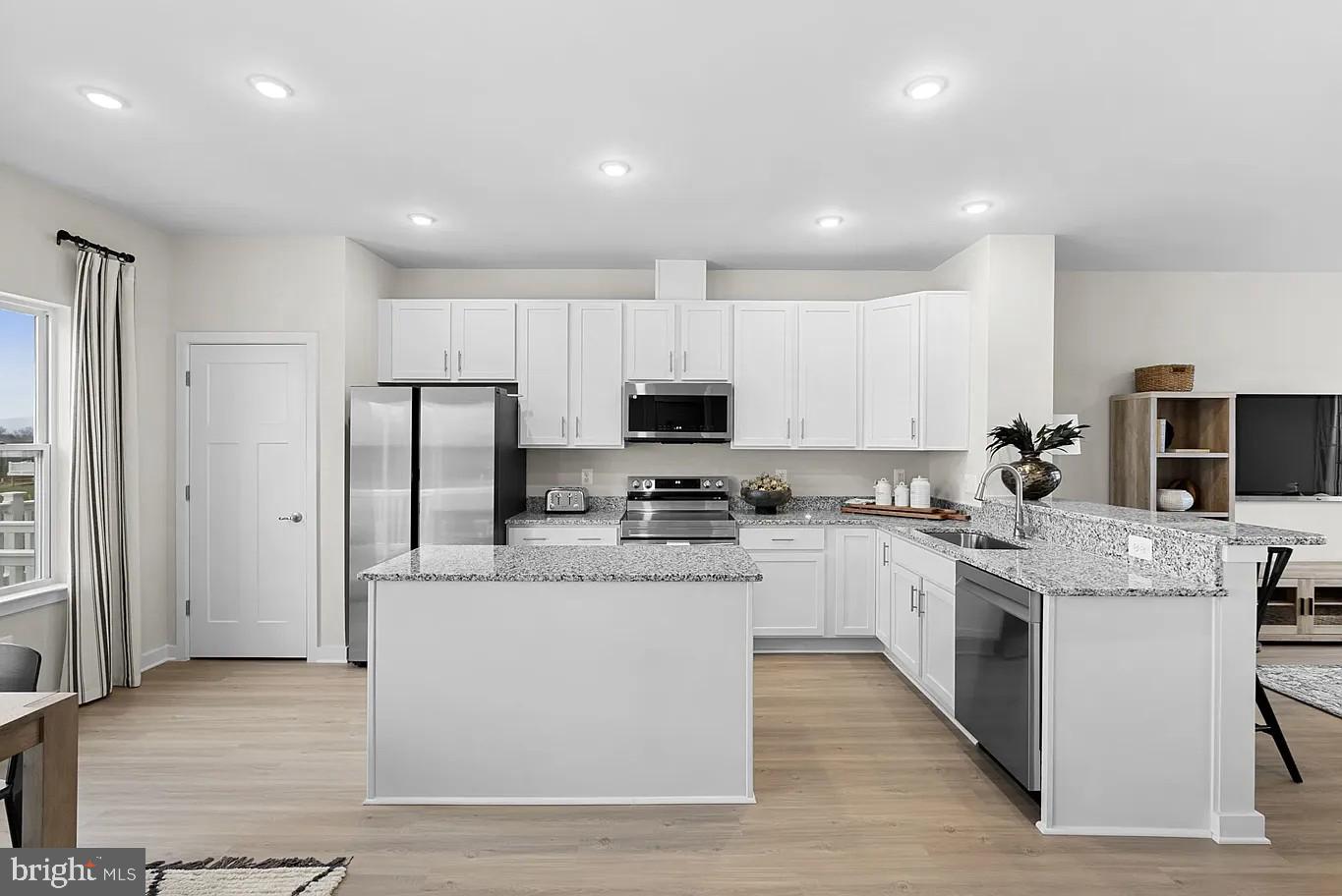 SOUTH BROOK - Residential