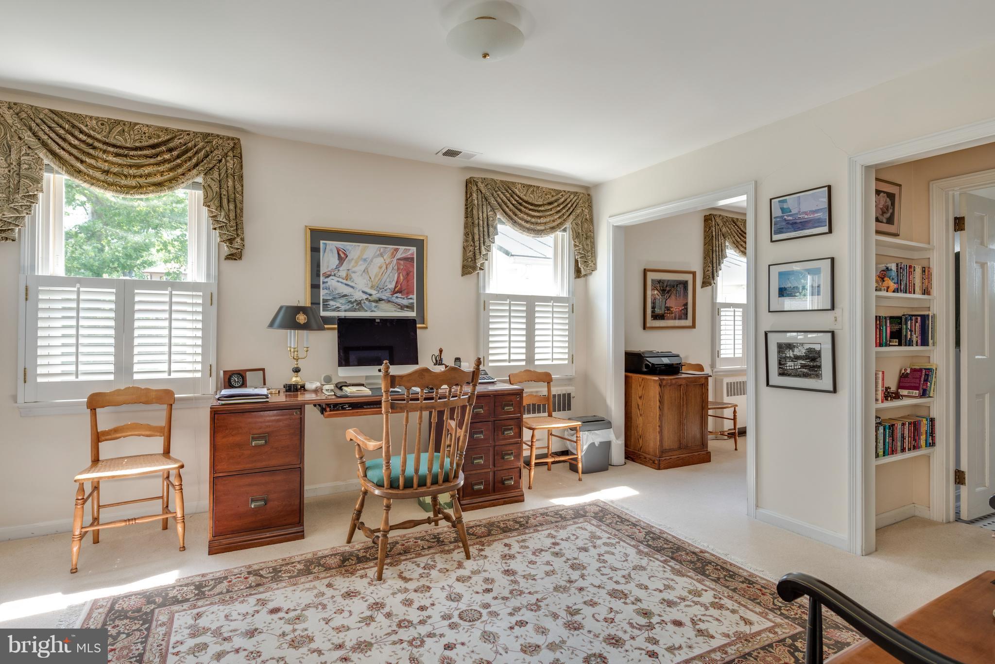 MURRAY HILL - Residential