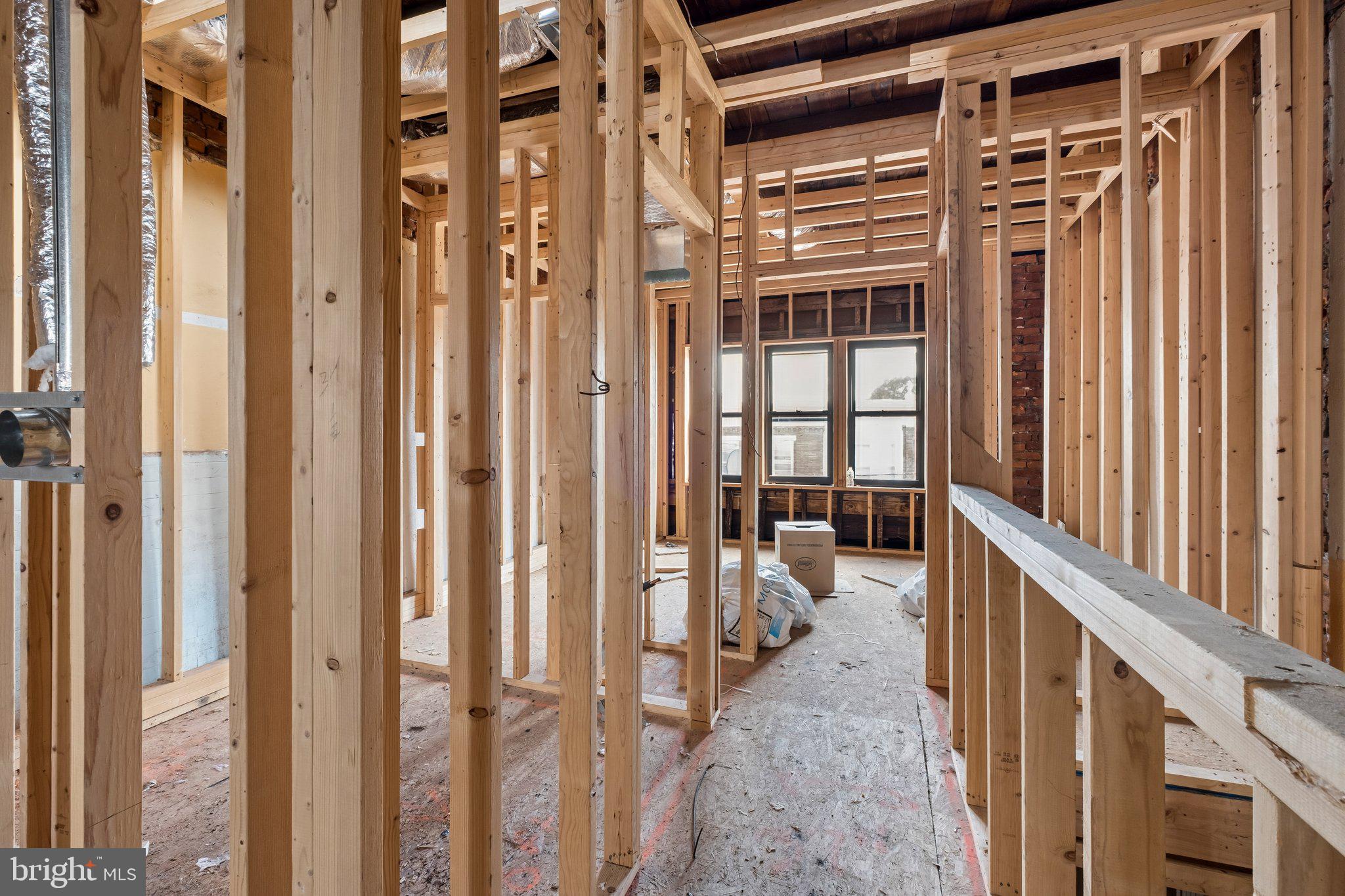 STRAWBERRY MANSION - Residential Income