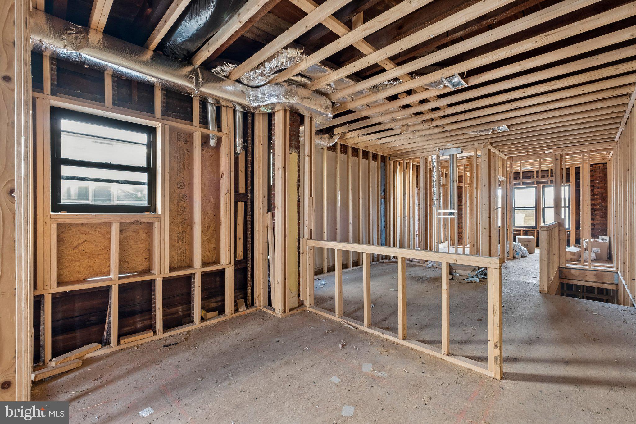 STRAWBERRY MANSION - Residential Income