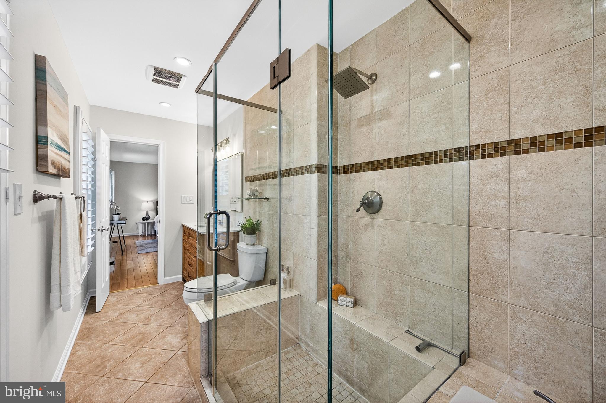 CRESTBROOK - Residential