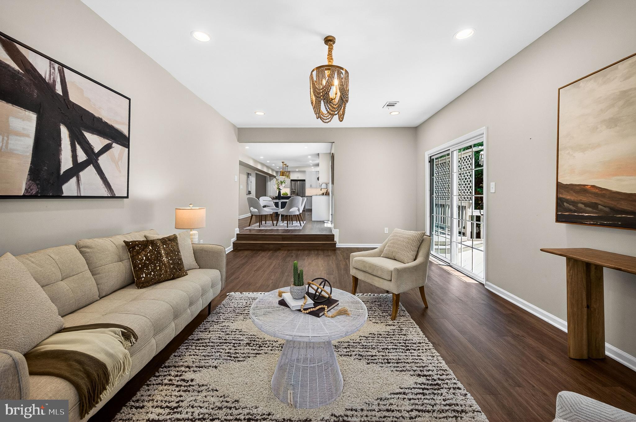 CRESTBROOK - Residential
