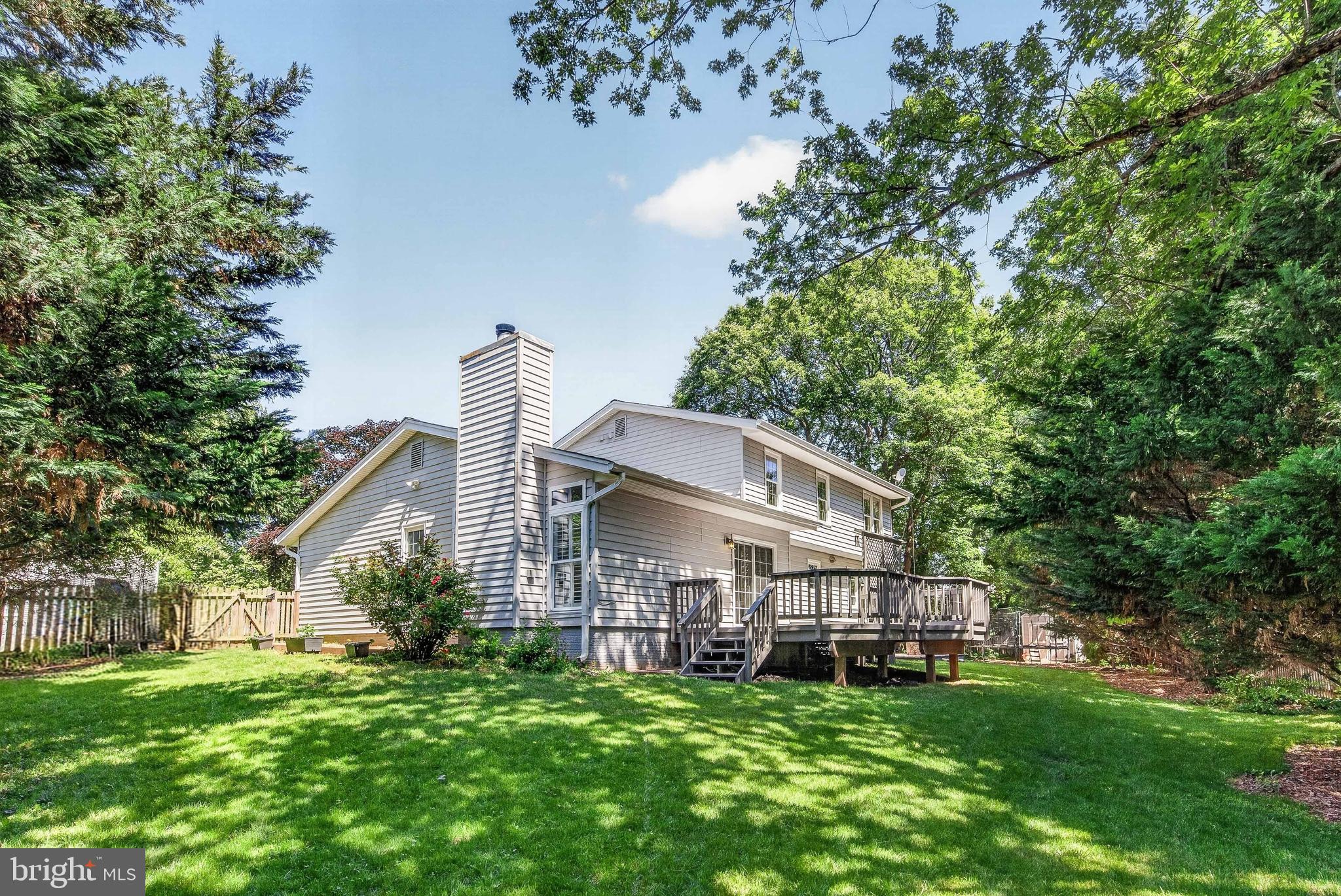CRESTBROOK - Residential