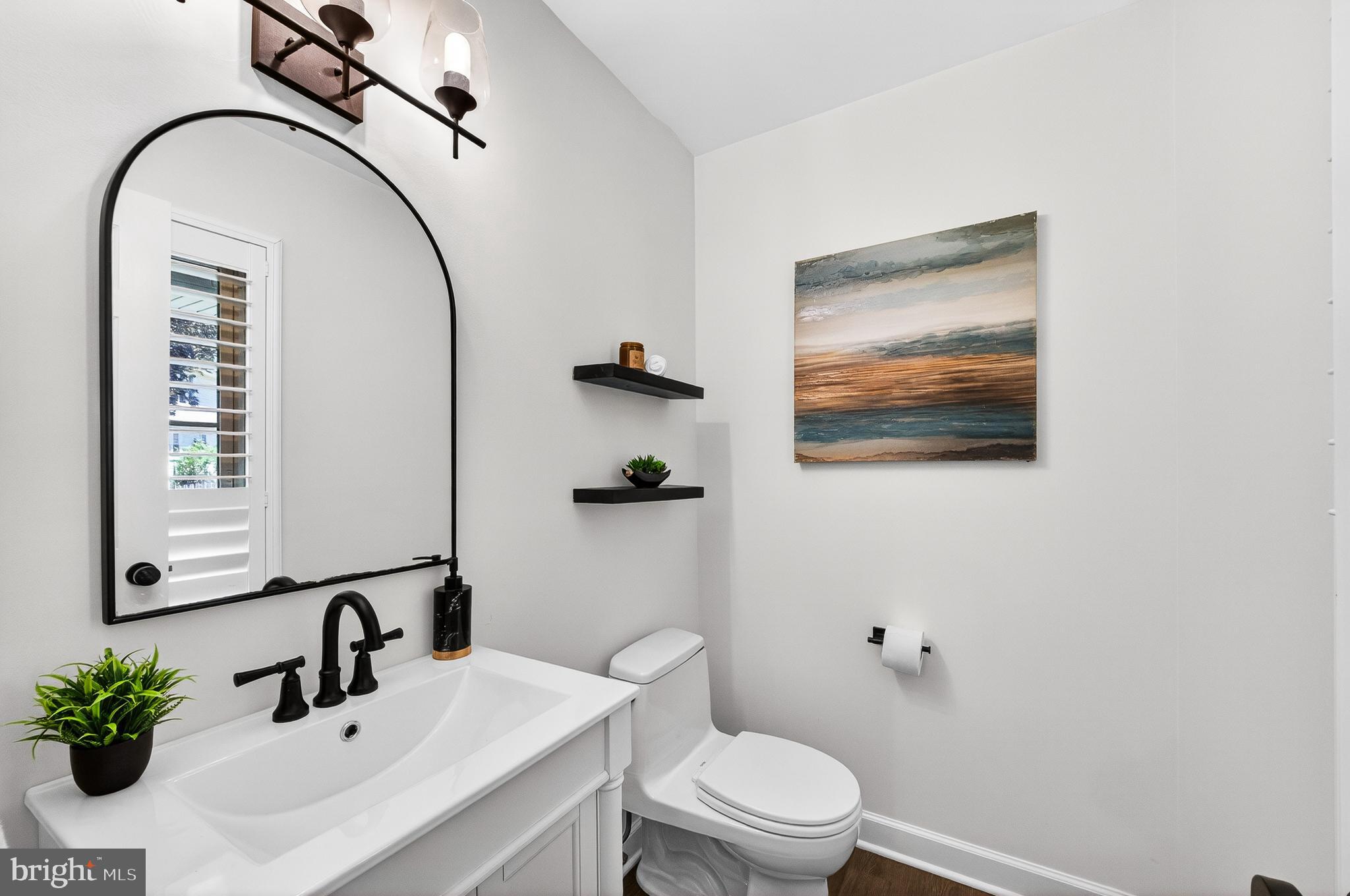 CRESTBROOK - Residential