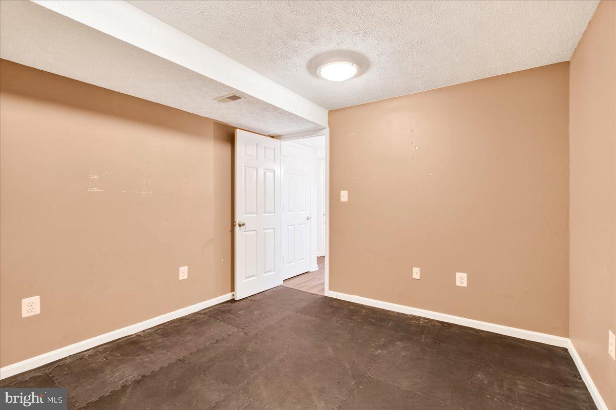 NEW MARKET WEST - Residential
