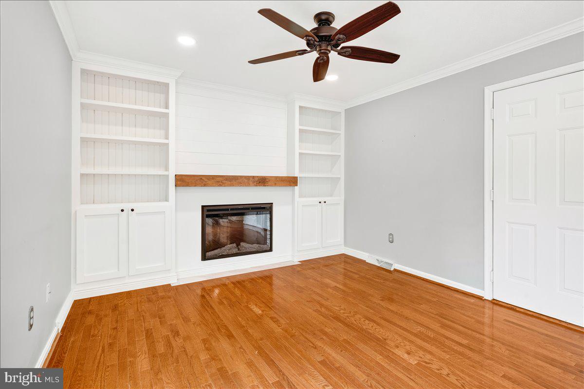 NEW MARKET WEST - Residential