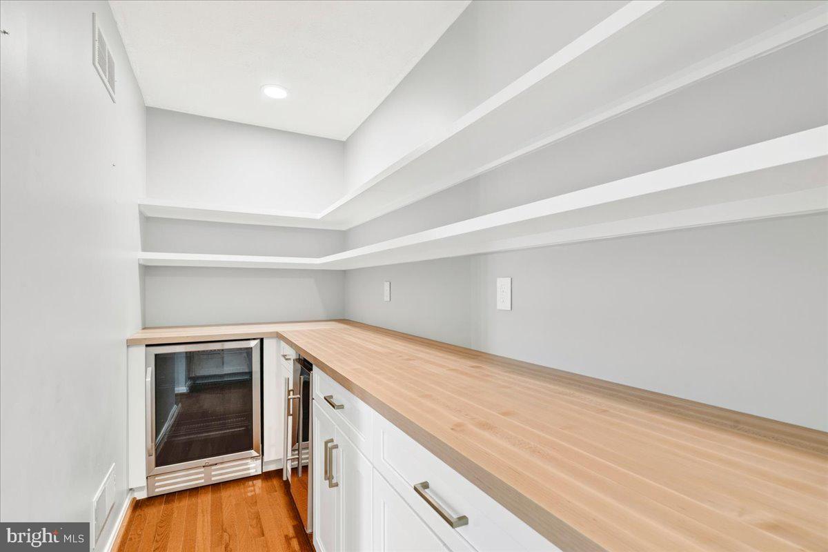 NEW MARKET WEST - Residential