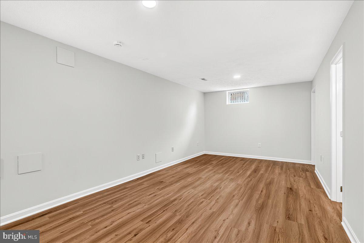NEW MARKET WEST - Residential