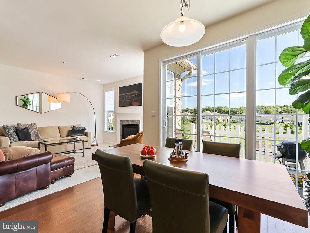 REGENCY AT HILLTOWN - Residential