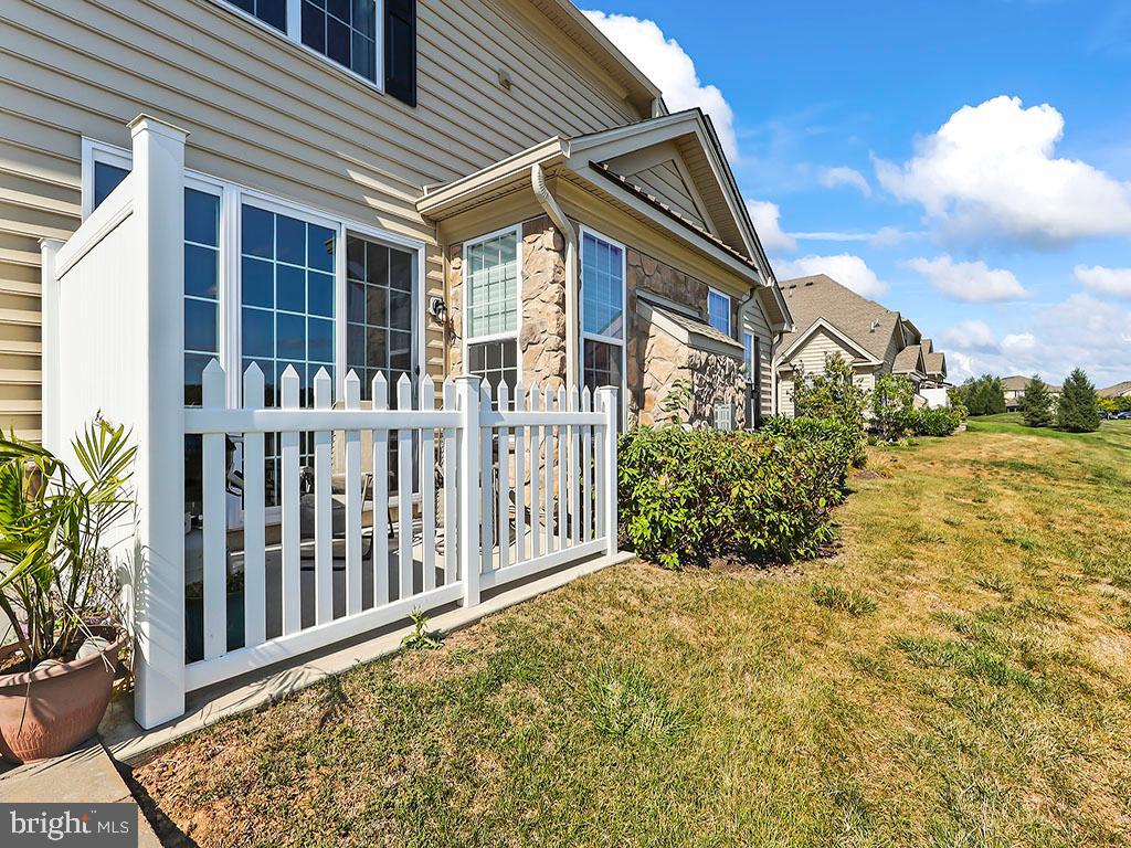 REGENCY AT HILLTOWN - Residential