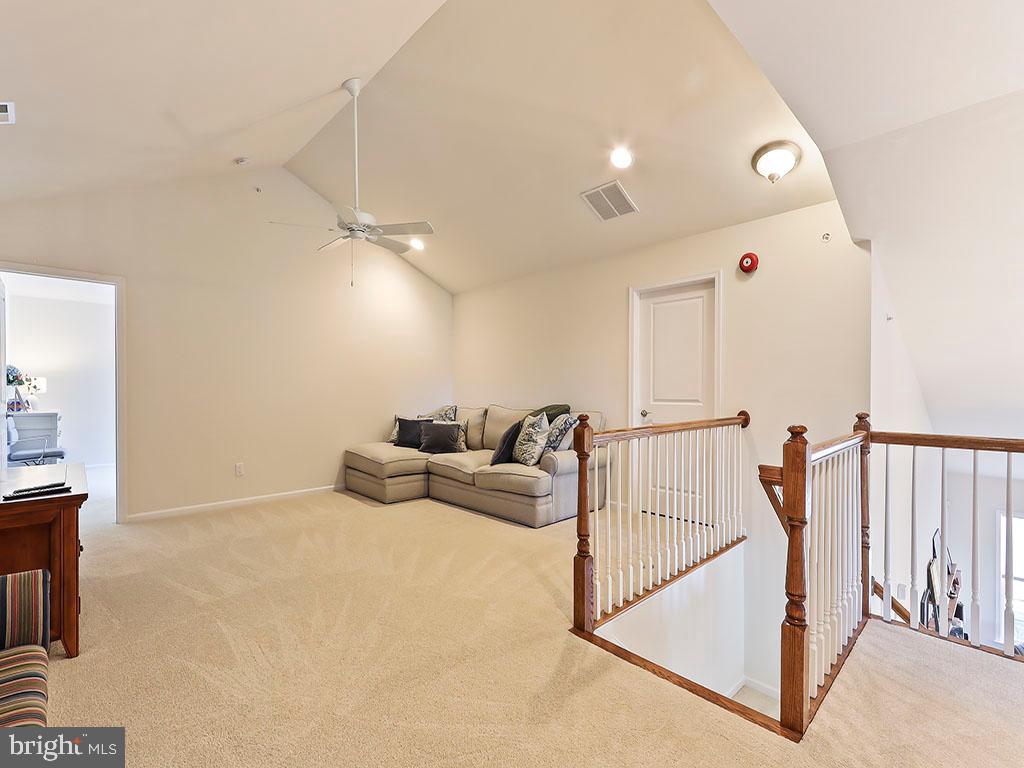 REGENCY AT HILLTOWN - Residential