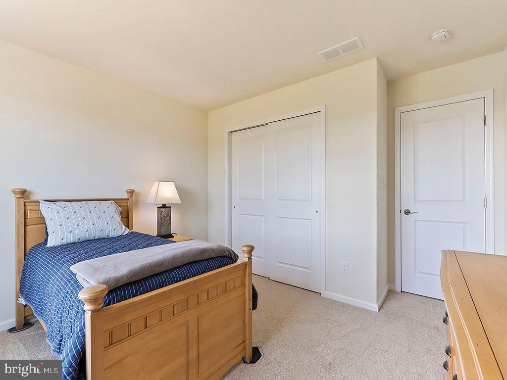 REGENCY AT HILLTOWN - Residential