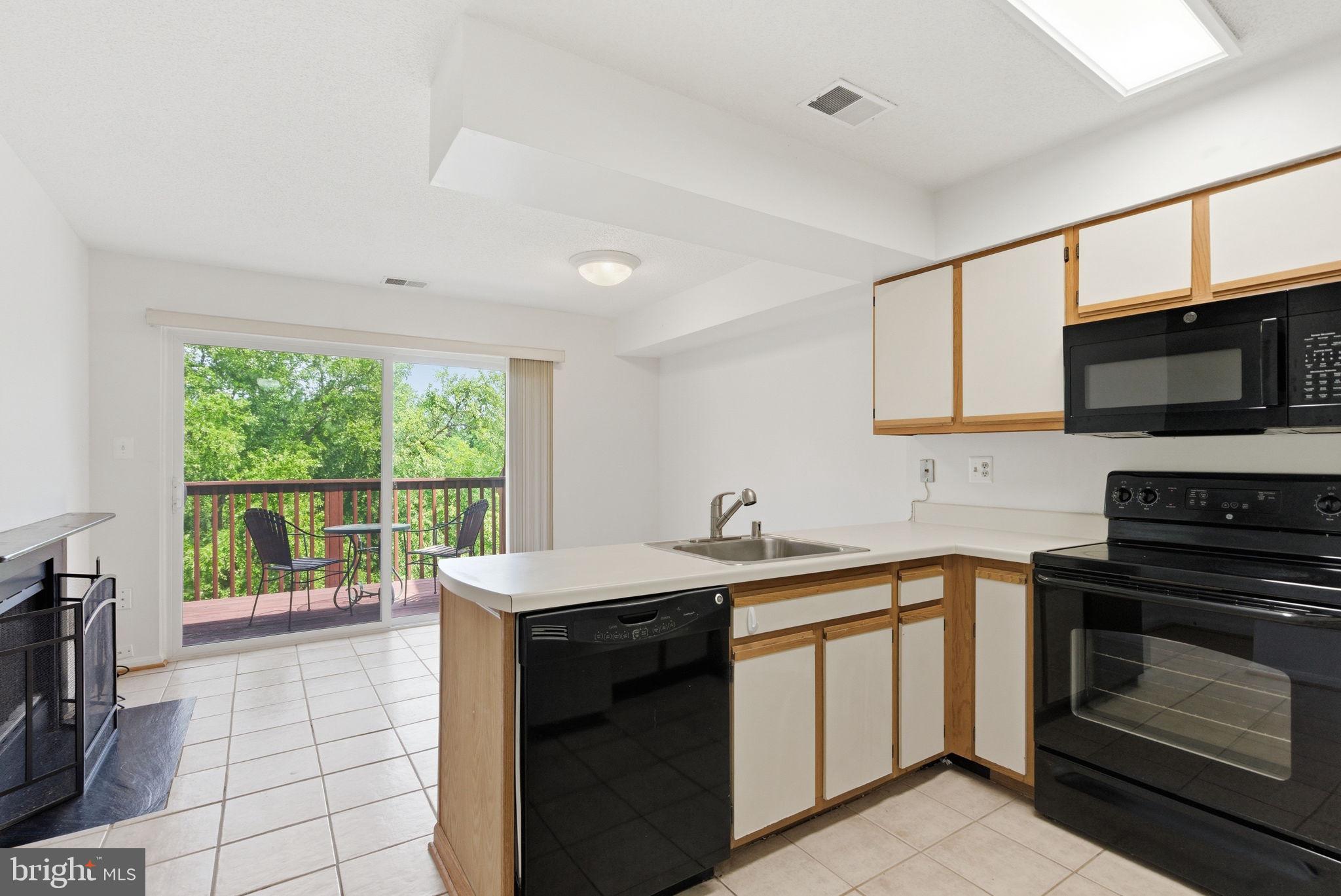 FAIR HILL - Residential