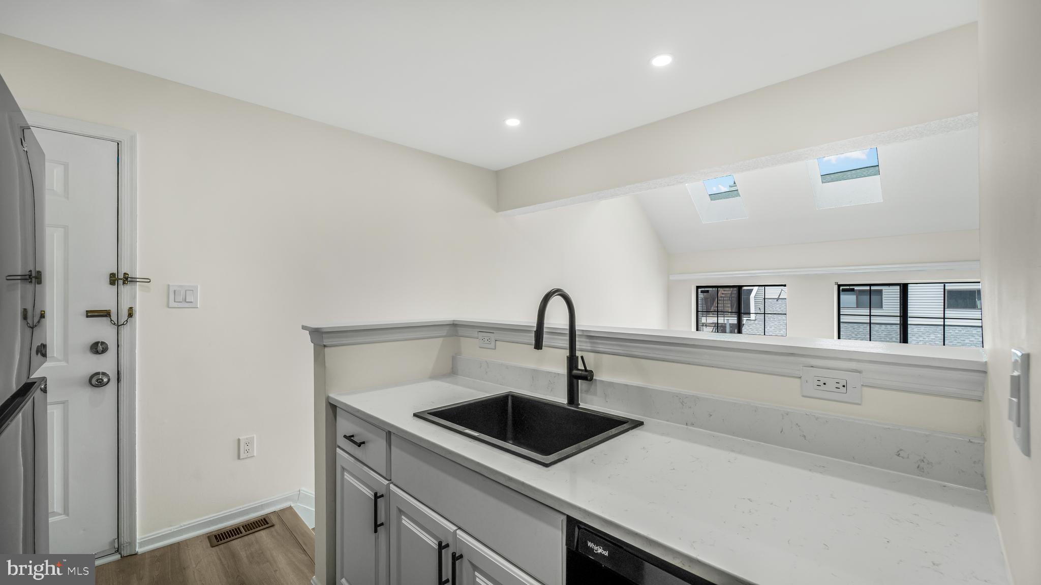 TIERS AT SILVER SPRING - Residential