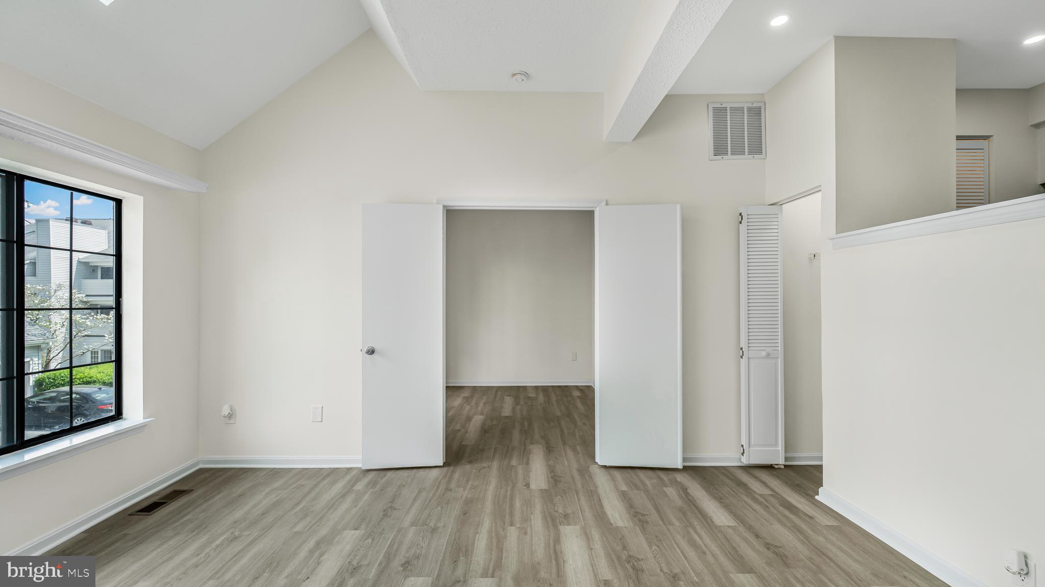 TIERS AT SILVER SPRING - Residential