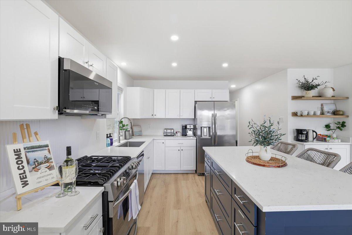 GREENWOOD ACRES - Residential