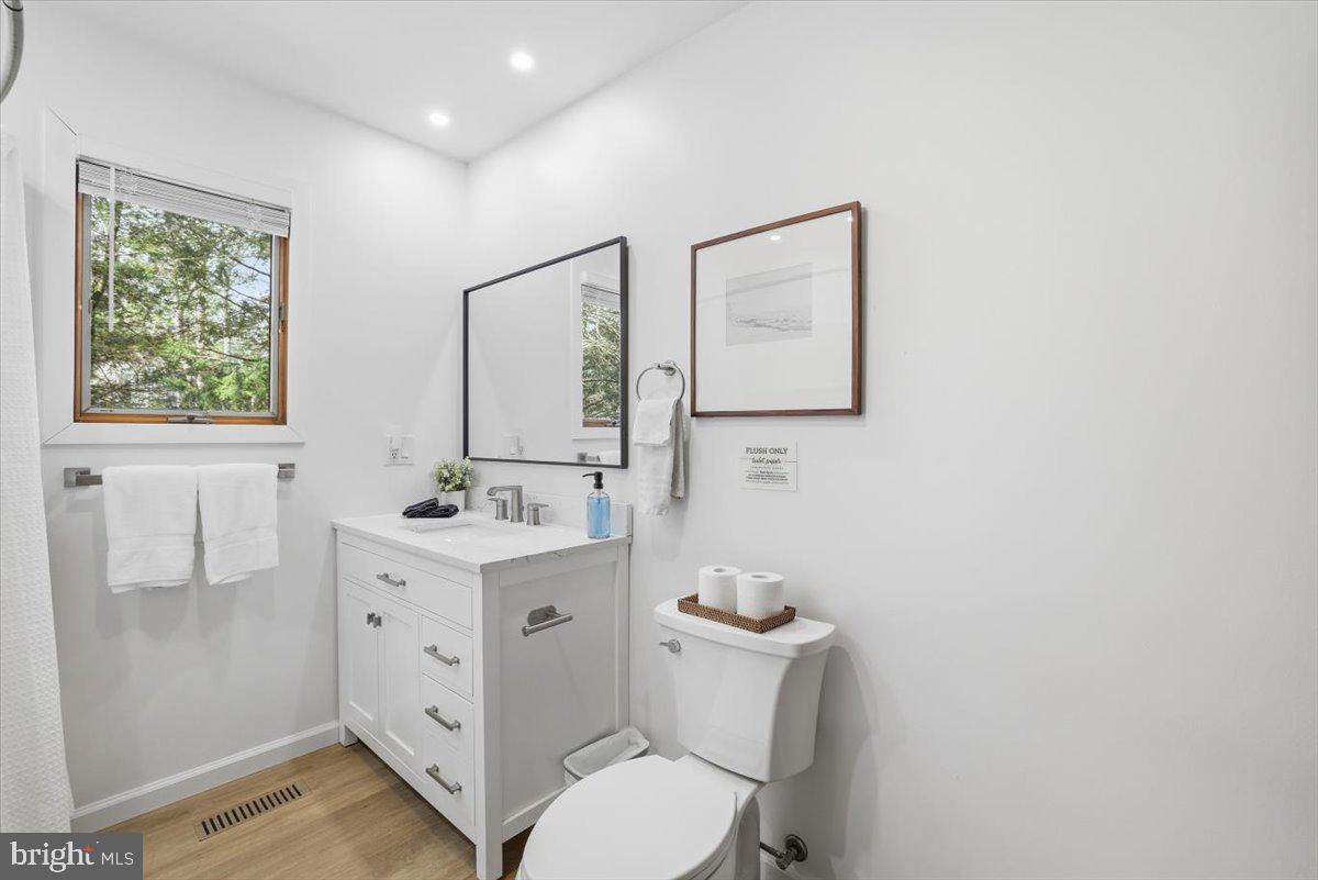 GREENWOOD ACRES - Residential