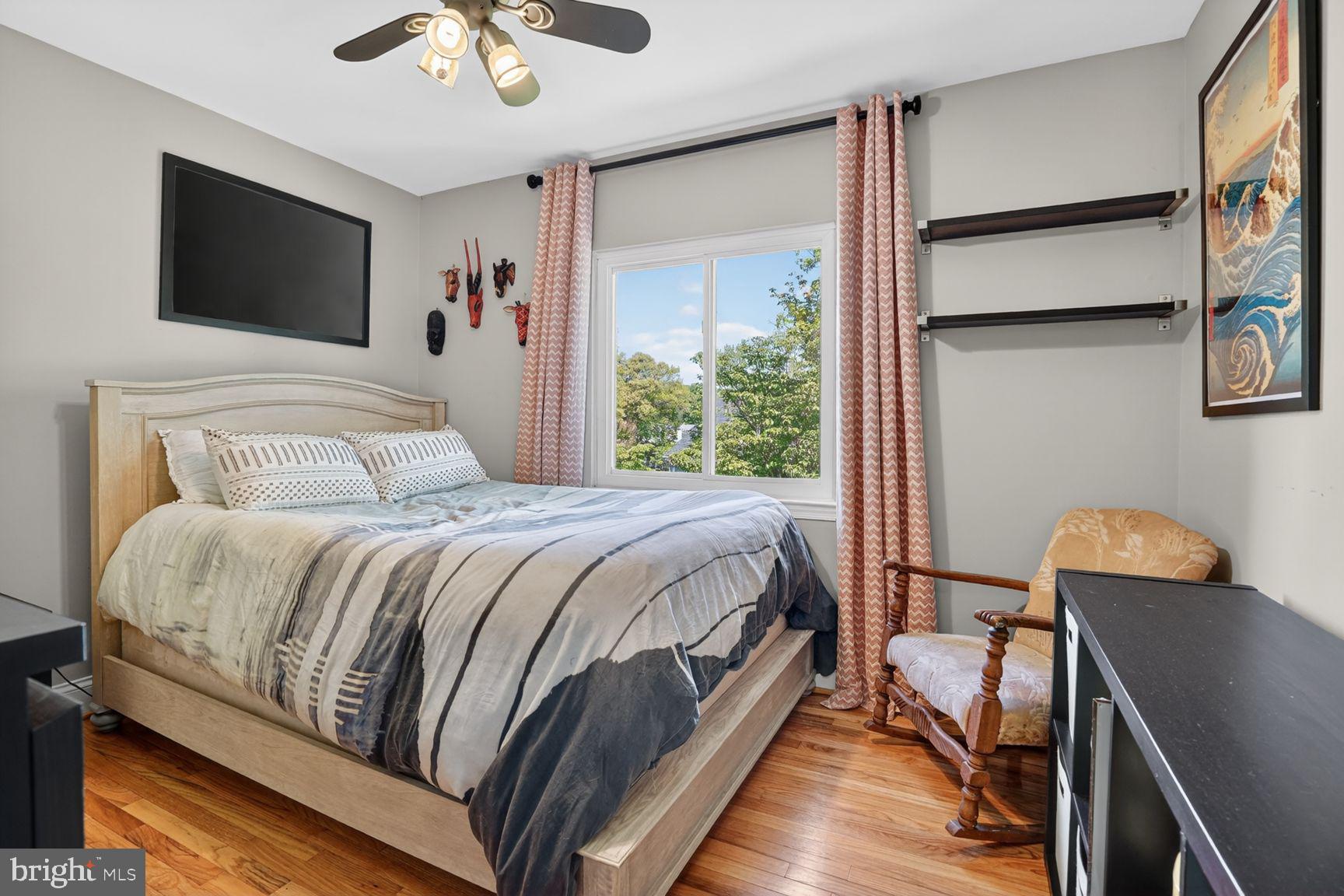 GLEN COVE - Residential
