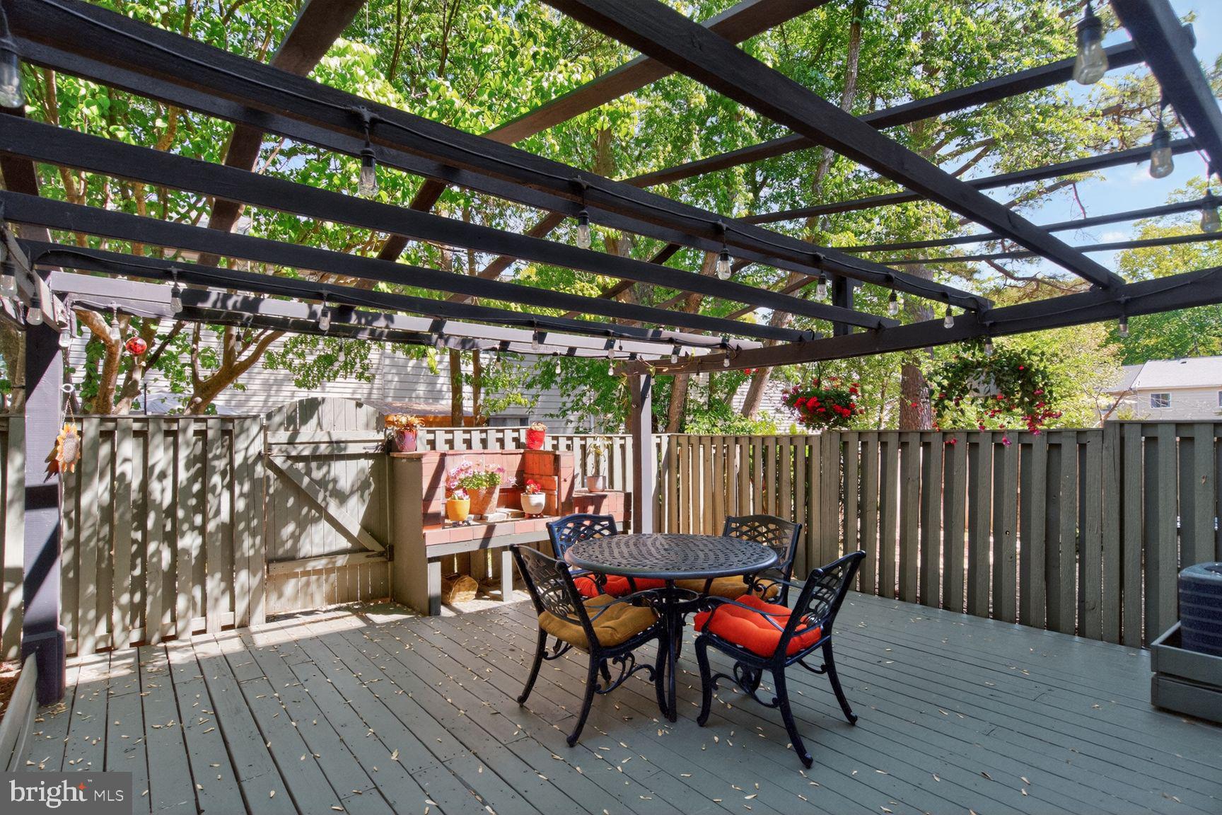 GLEN COVE - Residential