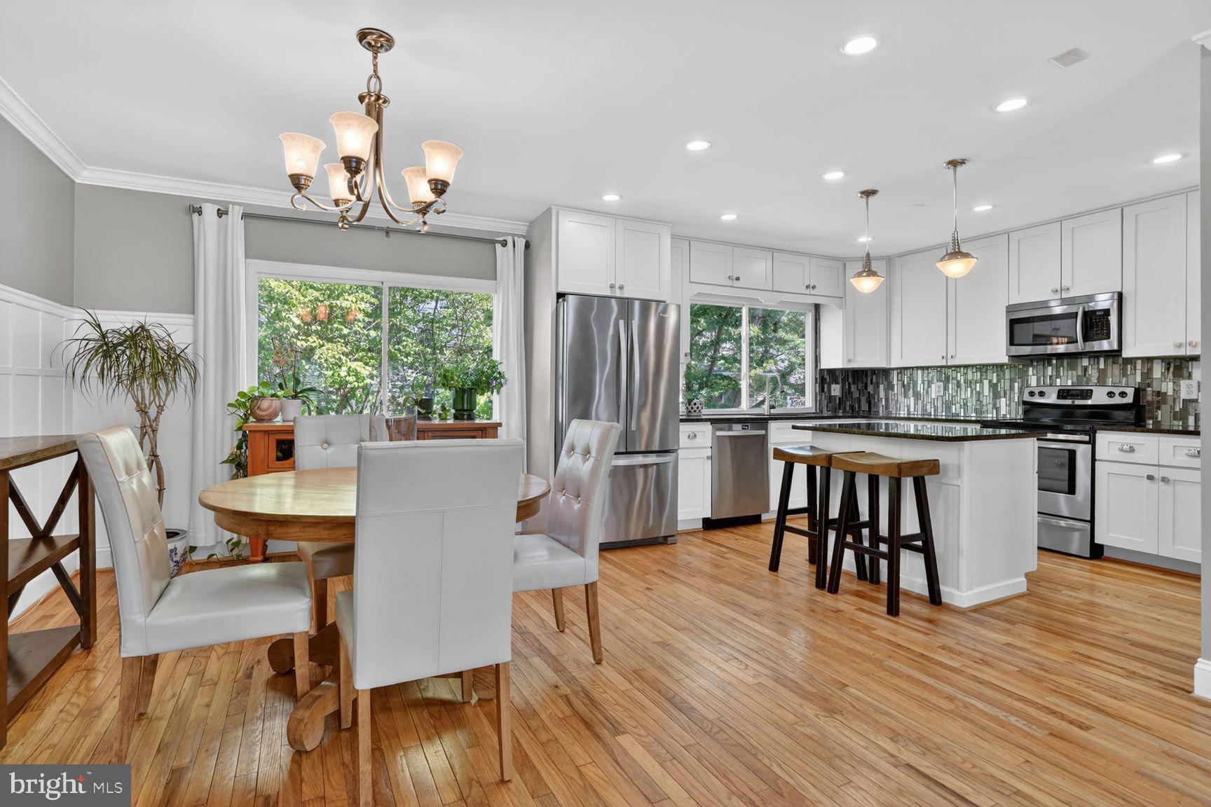 GLEN COVE - Residential