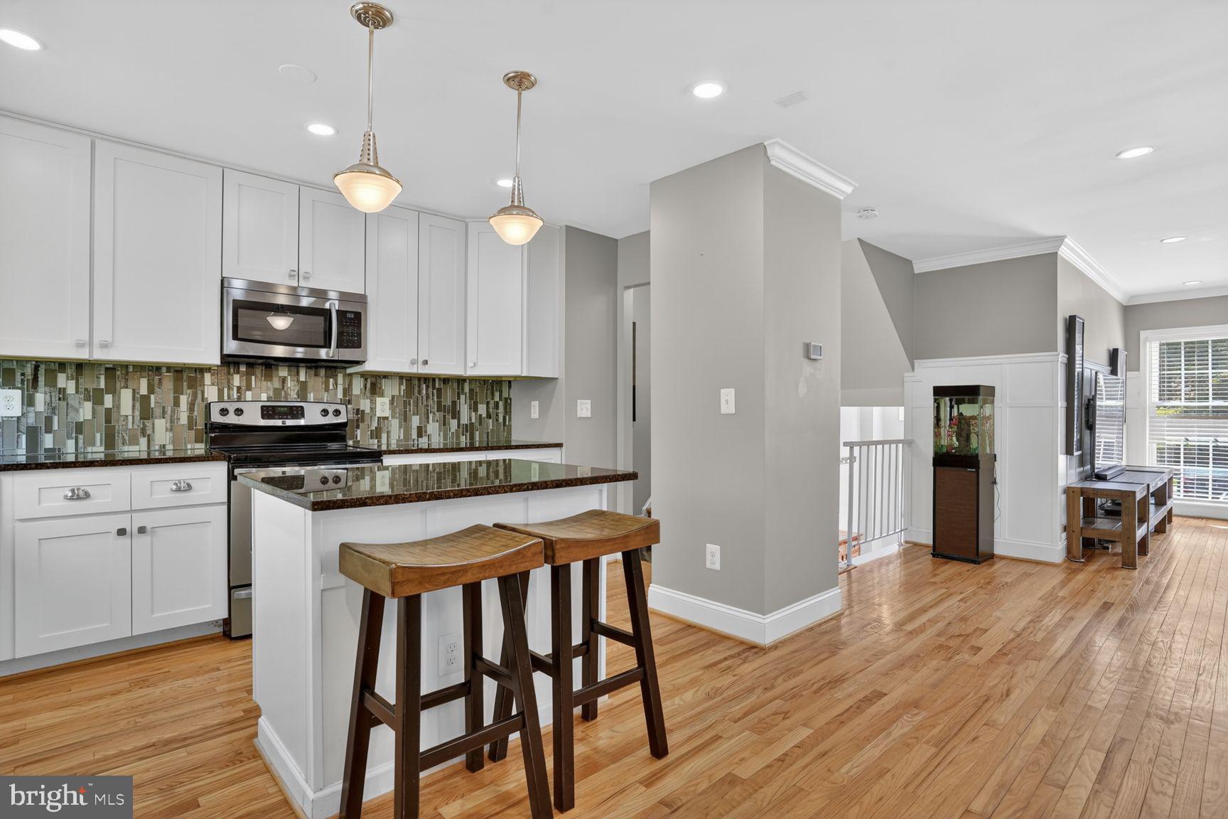GLEN COVE - Residential