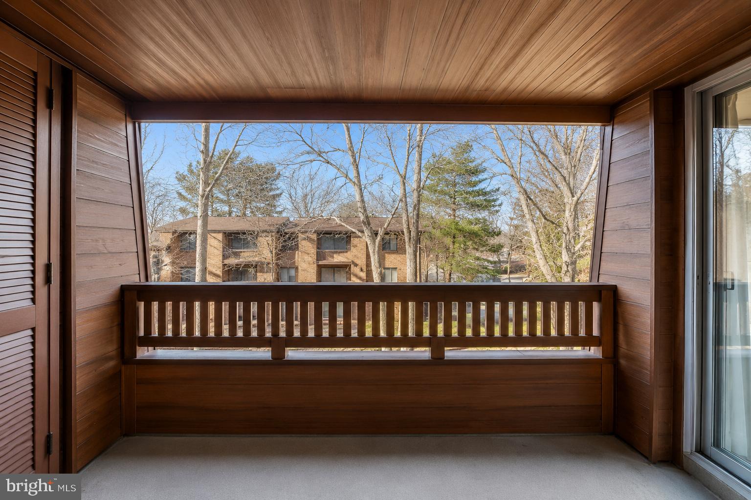 RUNNING BROOK - Residential