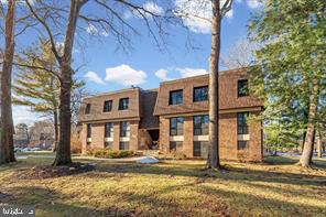 RUNNING BROOK - Residential