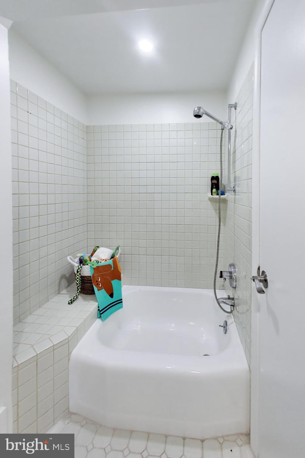 ORCHARD RIDGE - Residential